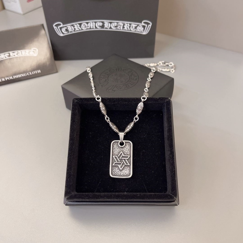 Ch**me He**ts necklaces